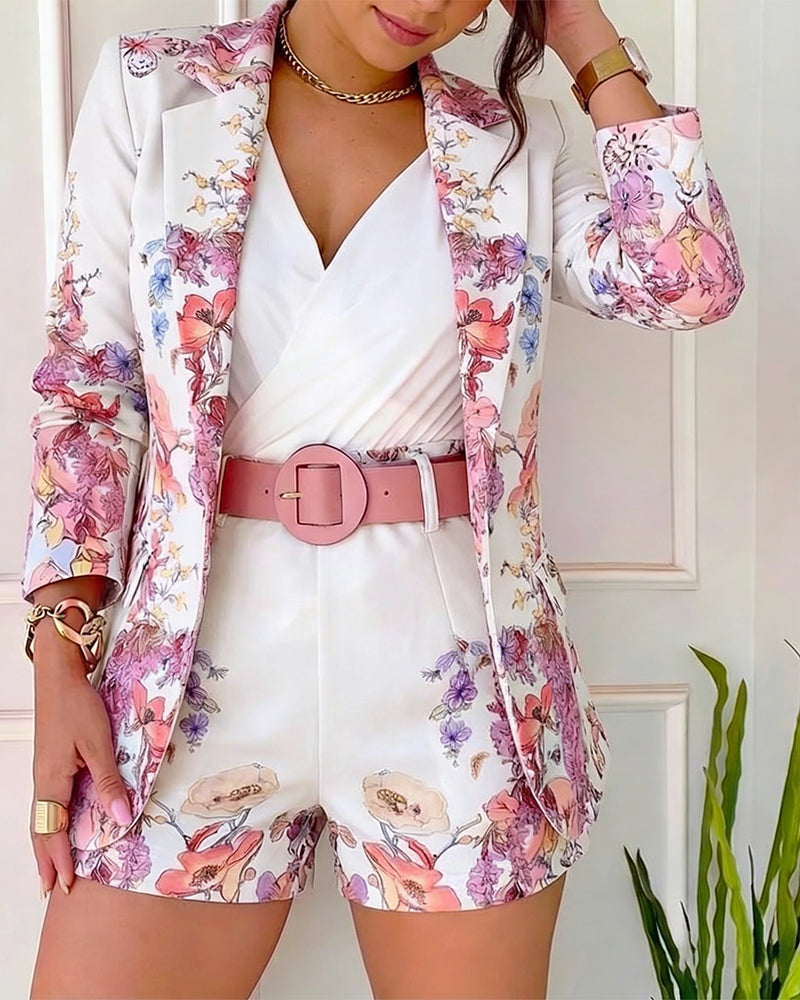 Conjunto de blazer y pantalones cortos con estampado floral para mujer: elegante chaqueta de una sola fila de botones y pantalones cortos de cintura alta con cinturón