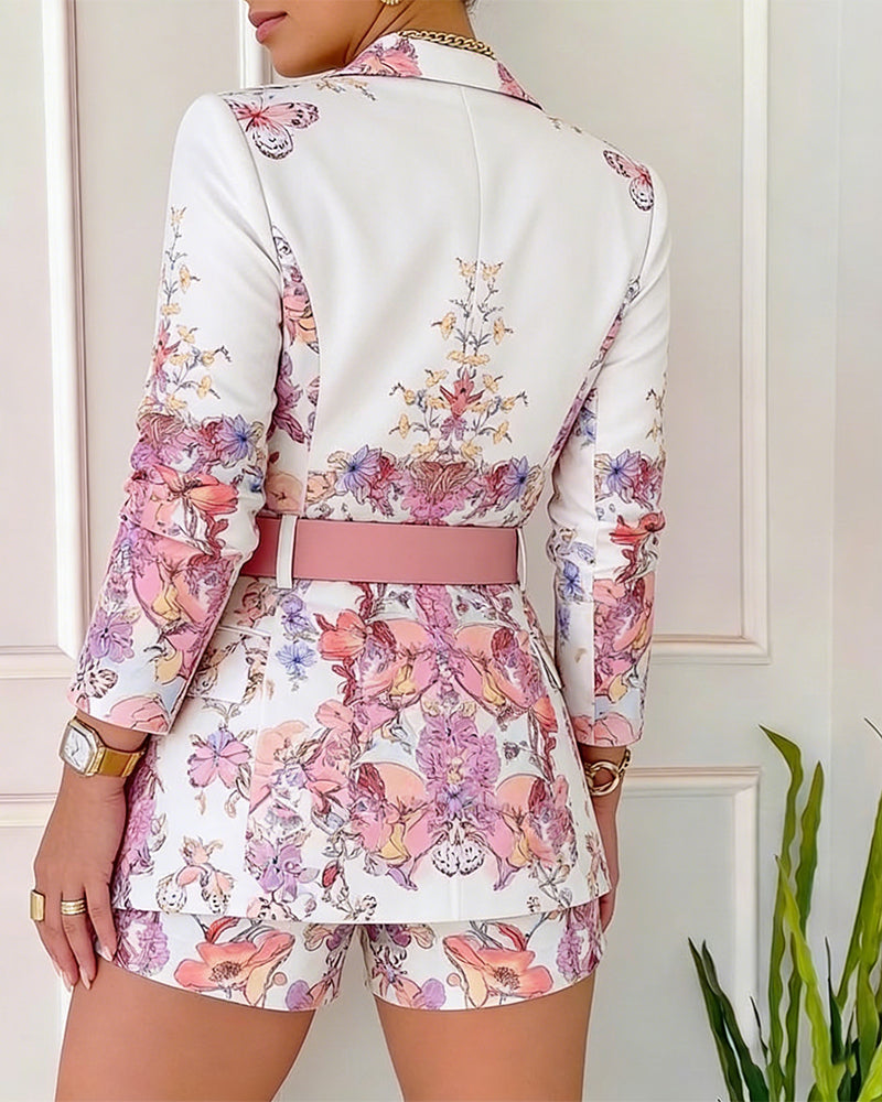 Conjunto de blazer y pantalones cortos con estampado floral para mujer: elegante chaqueta de una sola fila de botones y pantalones cortos de cintura alta con cinturón
