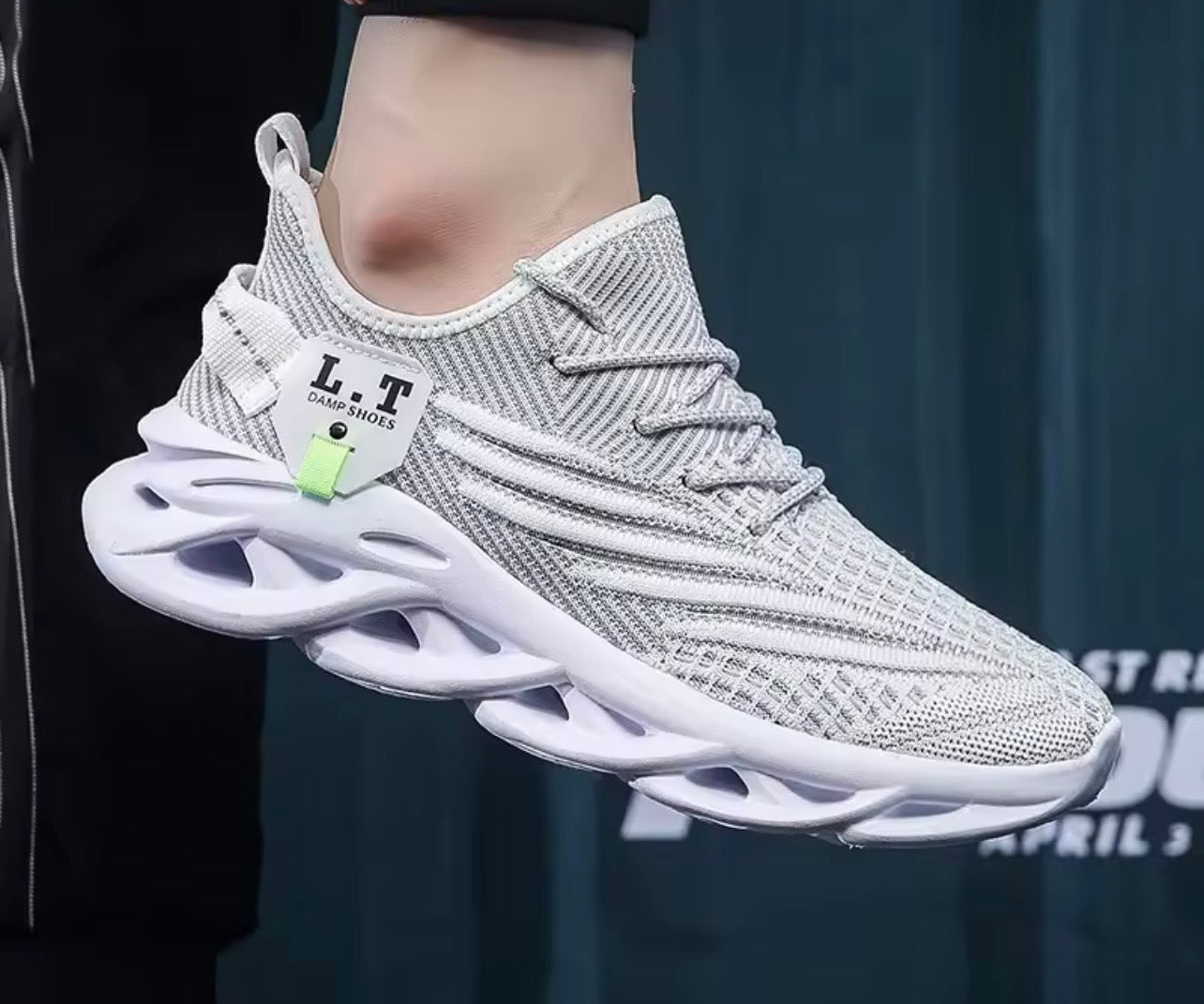 YRZL hombres deportes correr negro zapatos para correr zapatillas casuales al aire libre malla transpirable mujeres ligero absorción de impacto tenis negro