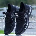 Calzado masculino variado: zapatos formales/casuales, zapatillas modernas, modelos para correr, transpirables de gimnasio, cómodas para caminar y planos antideslizantes, cada uno adaptado a su uso específico.