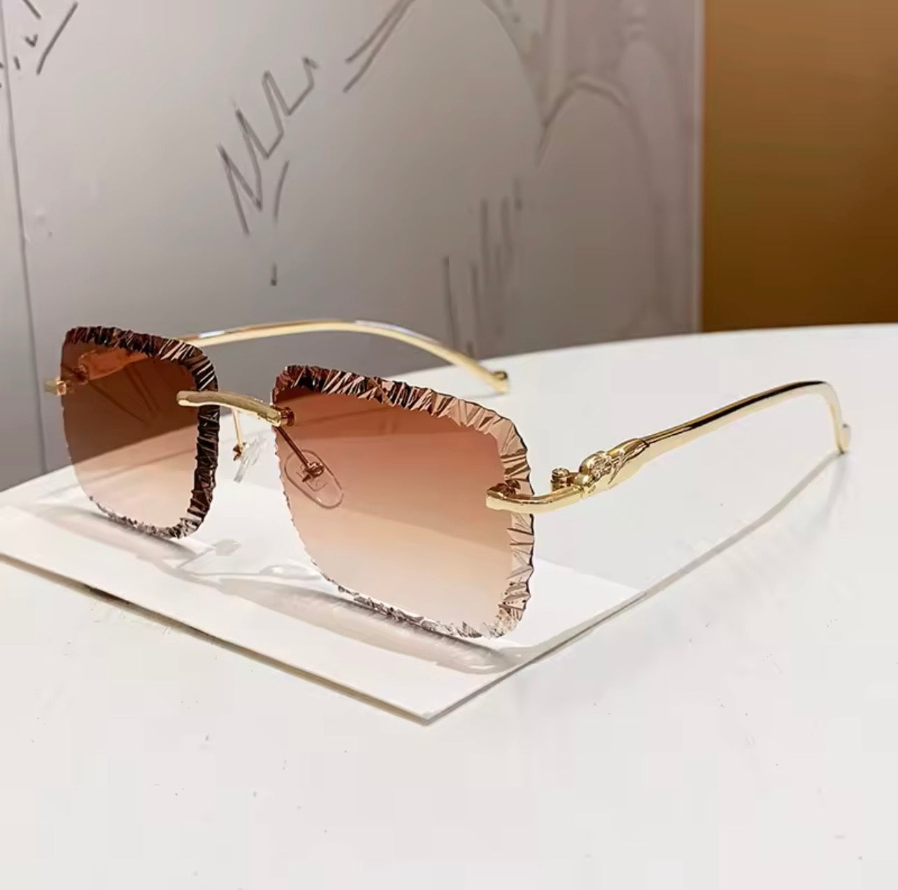 Gafas de sol de diseñador de marca de lujo para hombre y mujer, lentes de sol elegantes Vintage sin montura de leopardo, a la moda, 2026